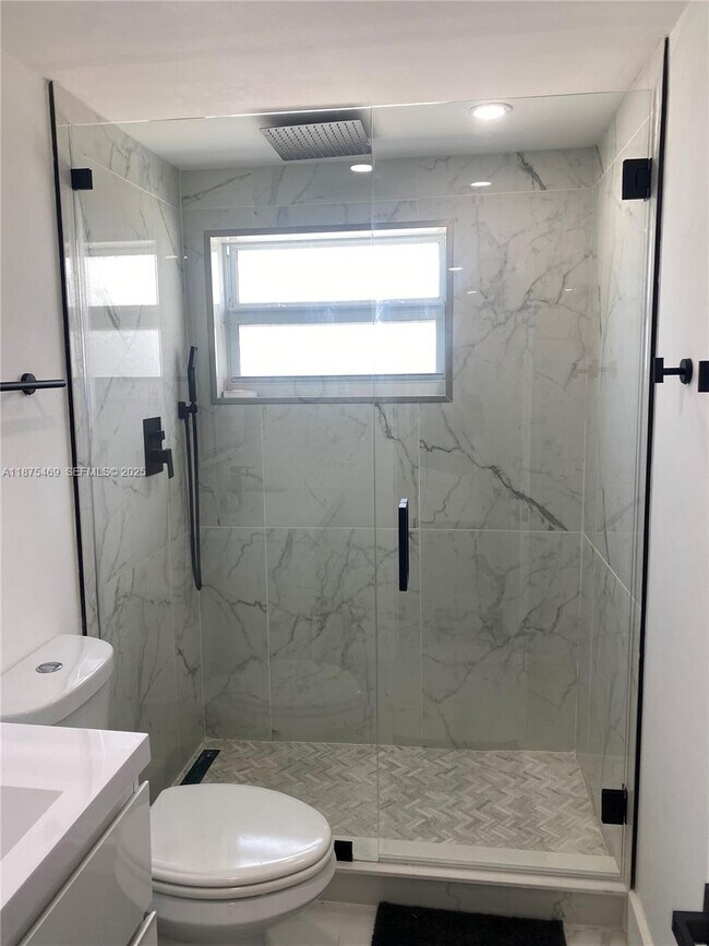 Building Photo - 1500 S Ocean Blvd