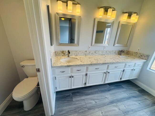 Building Photo - 1435 Spyglass Way