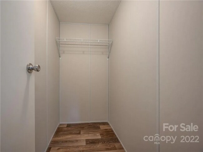 Building Photo - 36 Pop Corn Dr