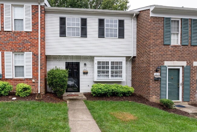 Building Photo - 1617 Congressional Ct