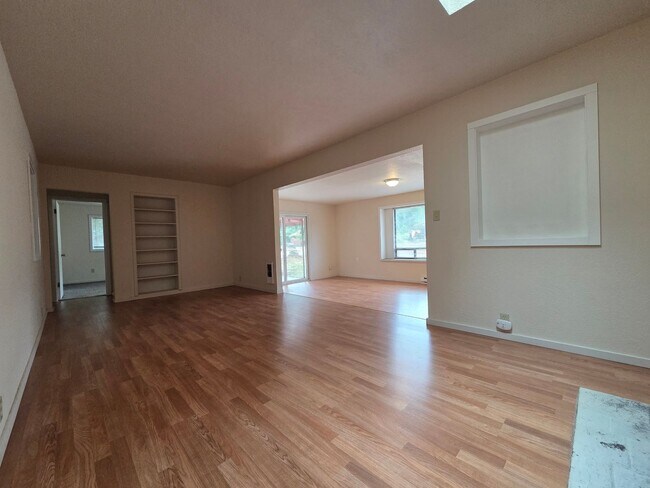 Building Photo - 711 83rd Ave SW