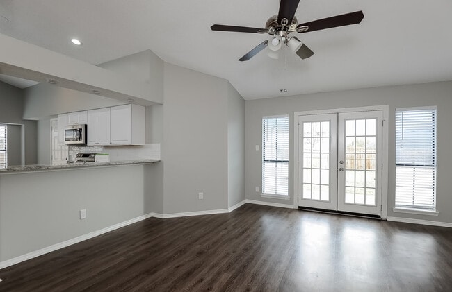 Building Photo - 3707 Seville Ln