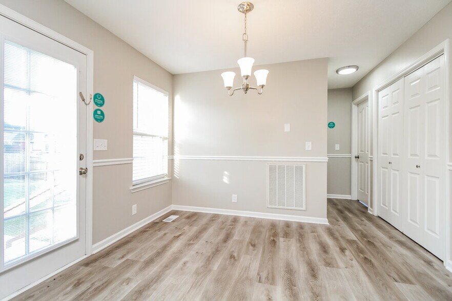 Building Photo - 1729 Cason Trail