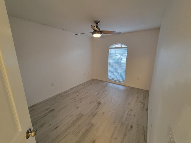 Building Photo - 2725 Feiffer Cir