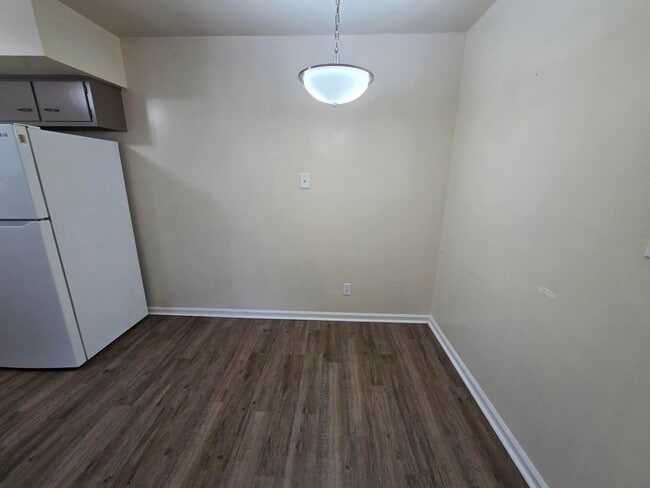 Building Photo - 516 Anniston Dr