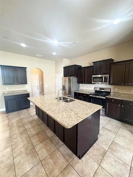 Building Photo - 4137 Tamworth Ct