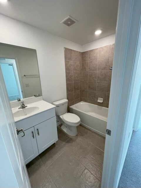 Building Photo - 14207 Oviedo Pl