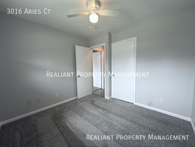 Building Photo - 3016 Aries Ct