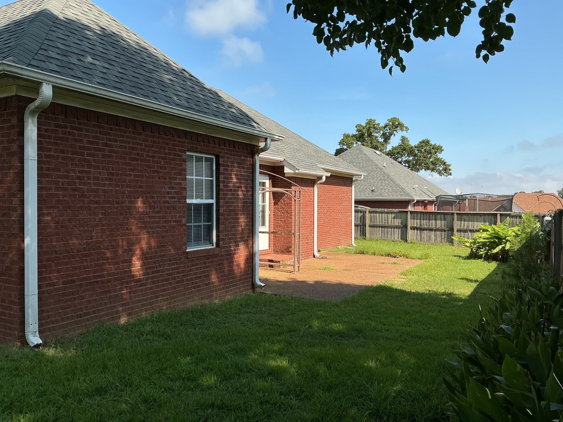 Building Photo - 16 Homeview Cv