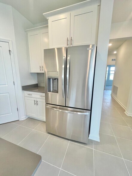 Building Photo - 4309 Curacao Pl