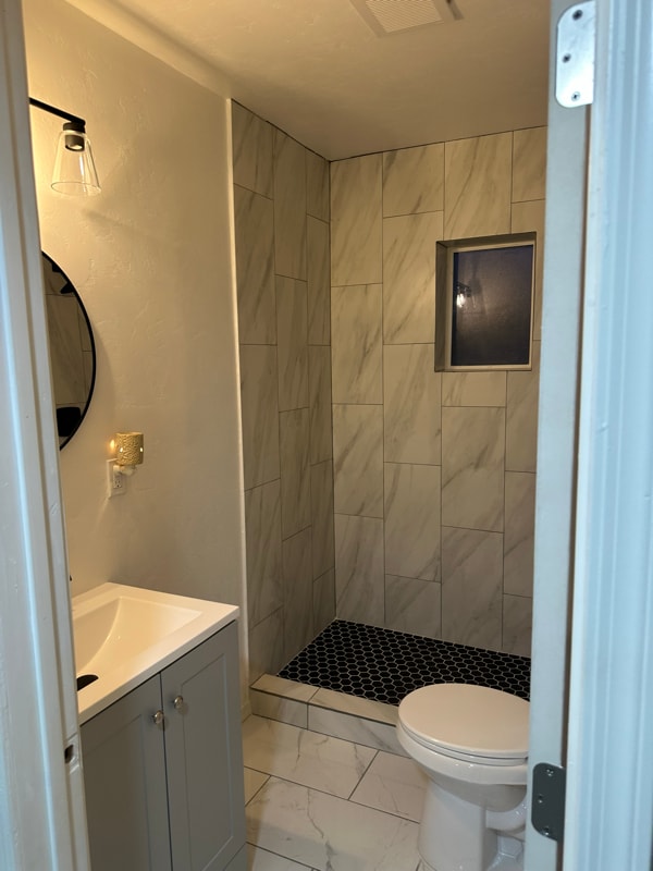 Building Photo - 5162 S 6th Ave