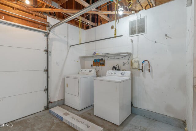 Building Photo - 2790 Hacienda Dr