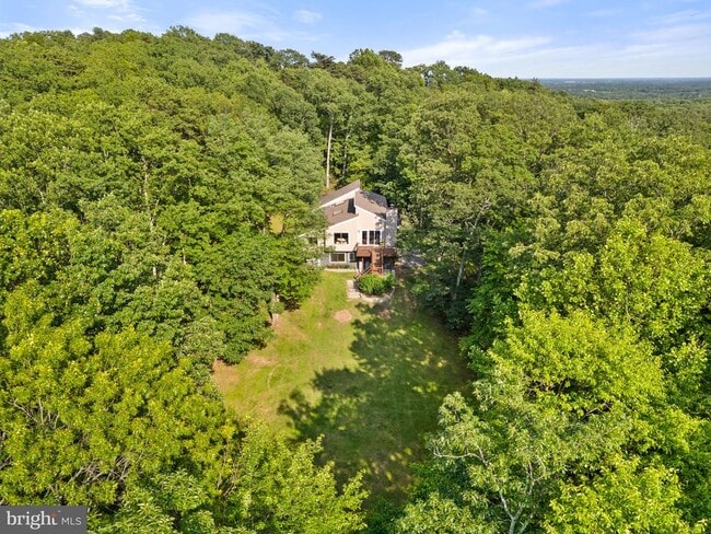 Building Photo - 39368 Longhill Ln