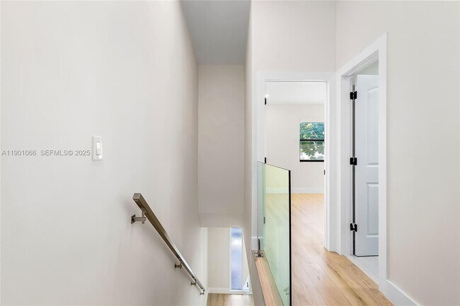 Building Photo - 11551 Royal Palm Blvd