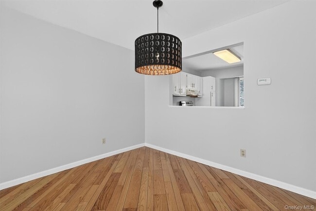 Building Photo - 2003 Regent Dr