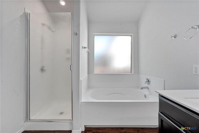 Building Photo - 6305 Tess Rd