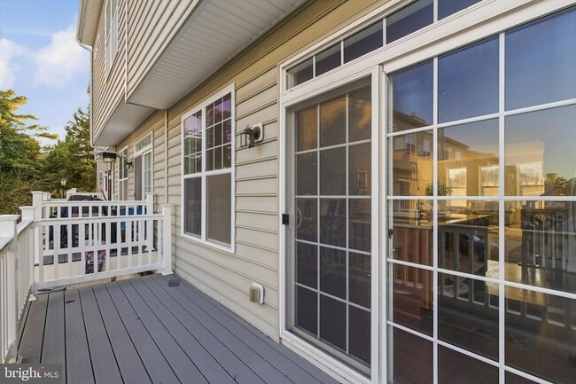 Building Photo - 7206 Wood Mdw Wy