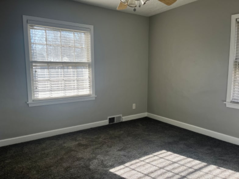 Building Photo - 4209 23rd Ave