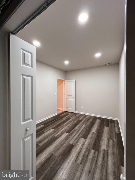 Building Photo - 9867 Selkie Ln