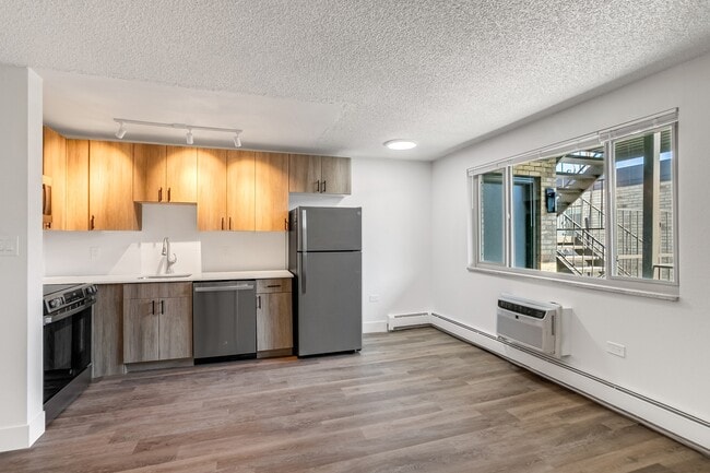 Building Photo - Orea Apartments