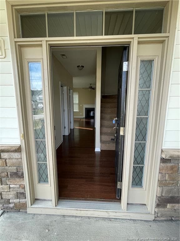 Building Photo - 261 River Oak St