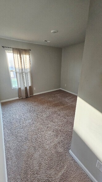 Building Photo - 114 Tobin Ln