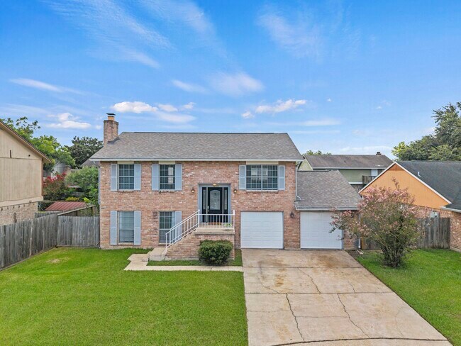 Building Photo - 16723 Running Quail Ct