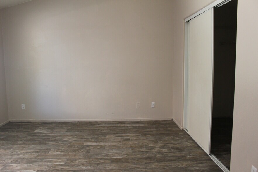 Building Photo - 3365 Summer Breeze Ave