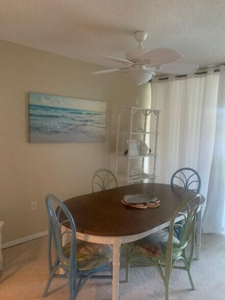 Dining - 5500 Ocean Shore Blvd