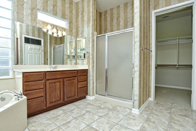 Building Photo - 125 Fox Home Ln