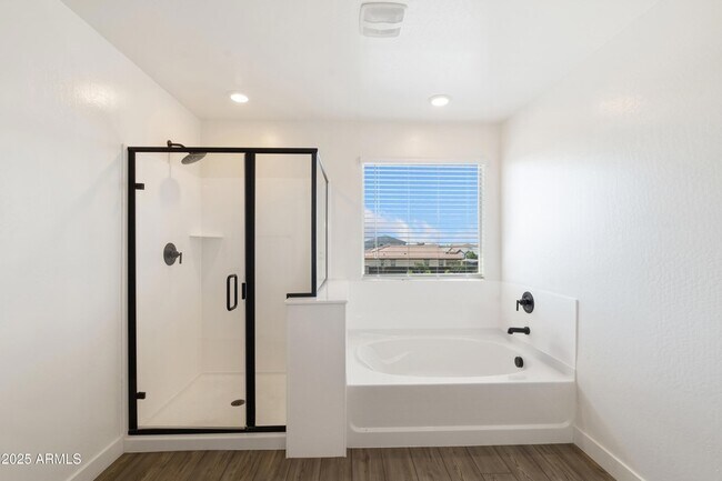 Building Photo - 7352 S Briarwood Ln