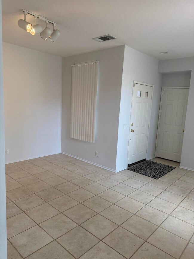 Building Photo - 47780 Sumac St