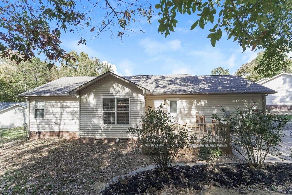 Building Photo - 135 Fritzvon Dr