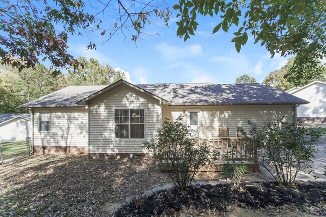 Building Photo - 135 Fritzvon Dr