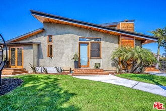 Building Photo - 4450 Campbell Dr