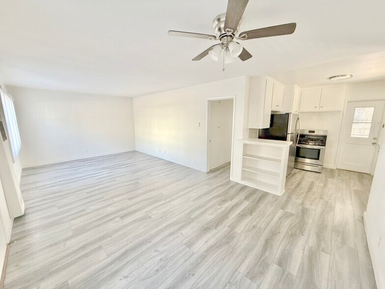 Building Photo - 231 California Ave