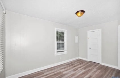 Building Photo - 4013 9th Ave SW