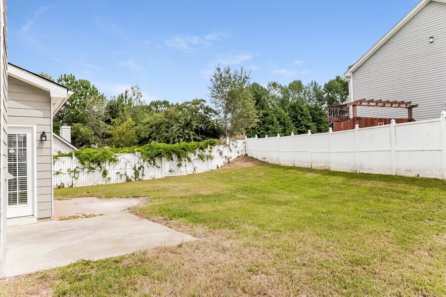 Building Photo - 652 Adams Landing Ct