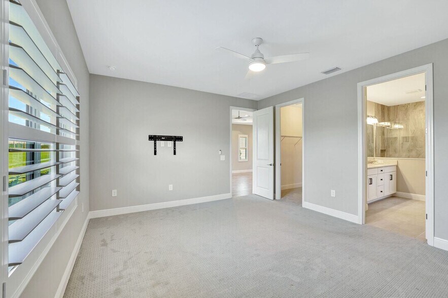 Building Photo - 4633 Centaurus Cir