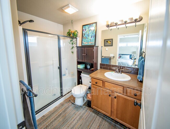 Building Photo - 393 Water Lily Dr