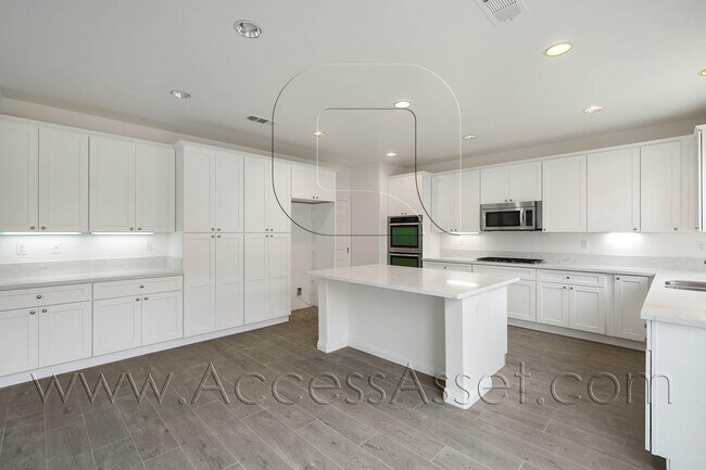 Building Photo - 8036 Englesma St