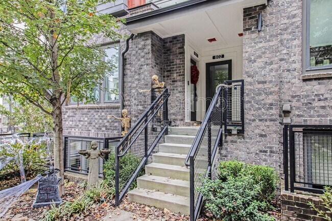 Building Photo - 395 Pratt Dr SE