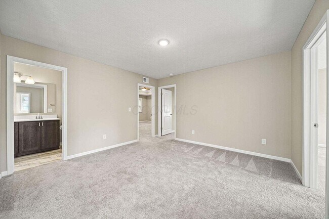 Building Photo - 1145 Cunningham Ave