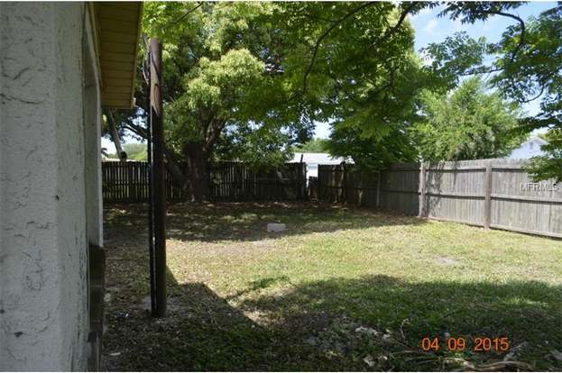 Building Photo - 7437 Carmel Ave