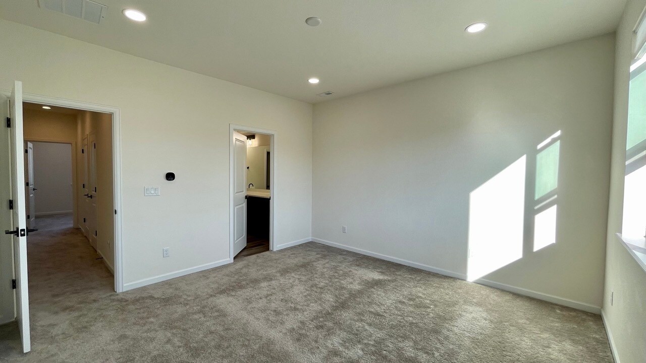 Building Photo - 12363 W 51st Ave