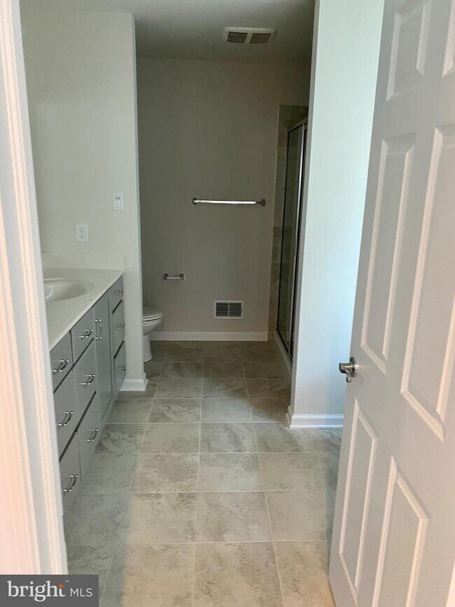 Building Photo - 730 Houston St