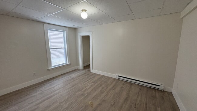 Building Photo - 3BR with Views of Presumpscot River | Newly Renovated | Heat Included | Bright + Quiet Location