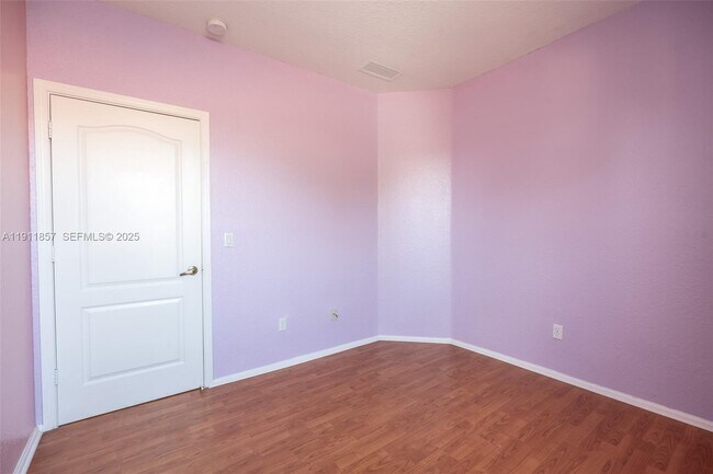 Building Photo - 1770 NE 37th Pl