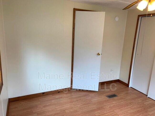 Building Photo - 29 Pheasant Hill Mobile Home Park