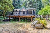 Building Photo - Charming 1-Bedroom Cottage Near Hood Canal...